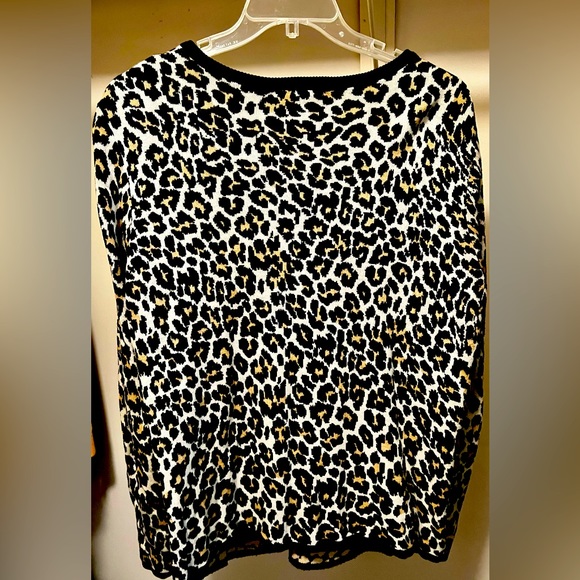 Women’s Chadwick’s of Boston Cardigan Sweater - Picture 2 of 3